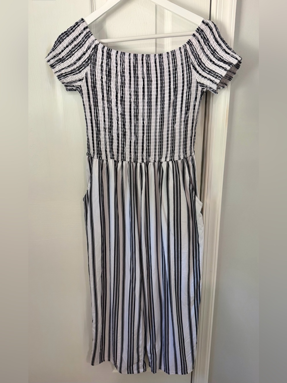 Womens Black & White Striped Comfy & Cute Jumpsuit